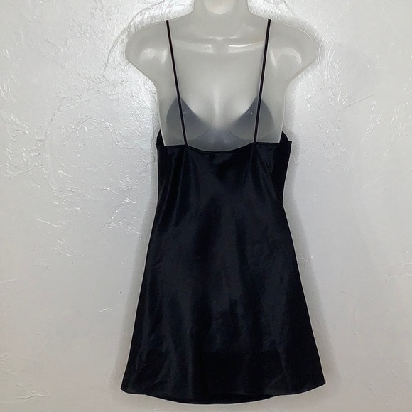 Vintage Victoria’s Secret gold label black satin babydoll nightgown size XS EUC - Picture 3 of 7